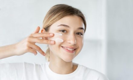 Skincare Natural: Tren Perawatan Kulit Yang Semakin Digemari