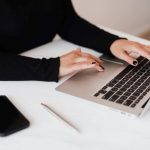Era Digital Dan Perubahan Gaya Hidup Manusia Modern