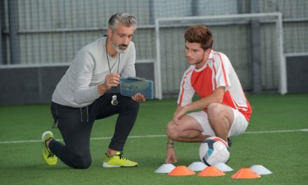 Peran Pelatih Dalam Membangun Tim Sepak Bola Berkualitas